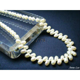 pearl necklace (Collier de perles)