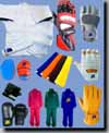  Martial Arts Uniforms And Equipments (Martial Arts Uniformes et Equipements)