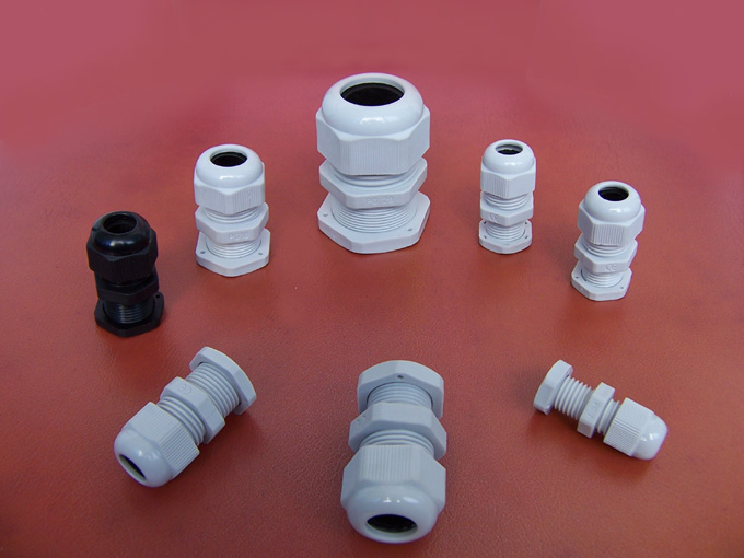  PG Type Nylon Cable Gland With Super Long Thread (IP68) (PG Typ Nylon Kabelverschraubung mit Super Long Thread (IP68))
