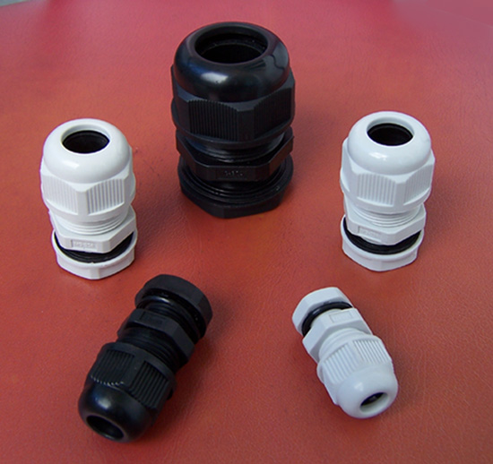  Mg Type Nylon Cable Gland With CE, RoHS, Ip68 Approvals (Mg Typ Nylon Kabelverschraubung mit CE, RoHS, IP68 Zulassungen)