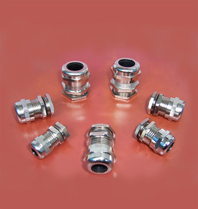  Metal Cable Gland with NPT thread (Protection Class:IP68) (Metall-Kabelverschraubung mit NPT-Gewinde (Schutzklasse: IP68))