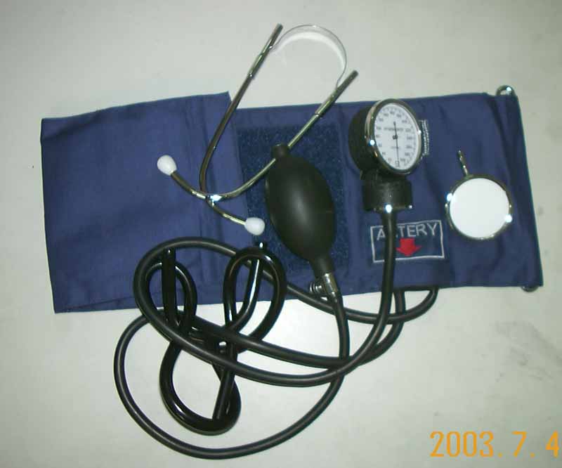  Blood Pressure Monitoring Kit (Контроля кровяного давления Kit)