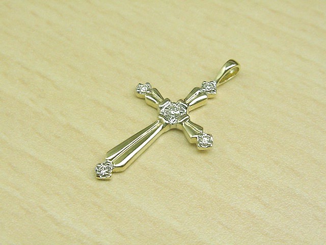  Gold Cross With Diamonds