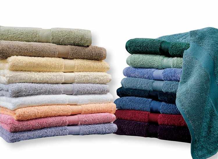  Embroidered Towels Sets (Serviettes brodées Sets)