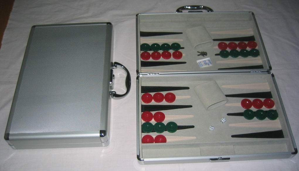  Aluminum Case Backgammon Set With 37.4 x 24 x 6.4cm
