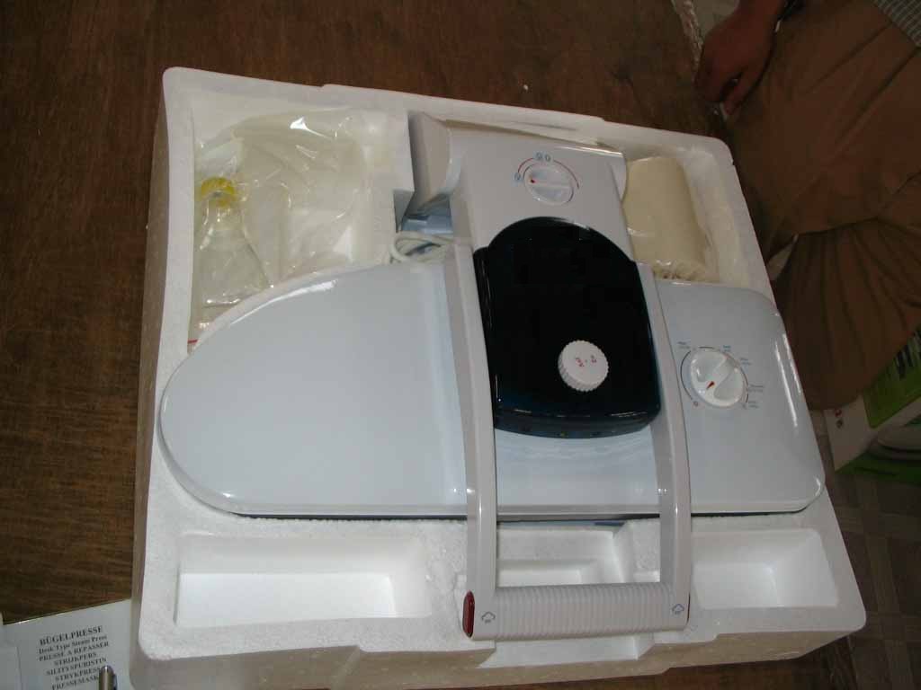  Steam Press Iron (Presse à vapeur de fer)