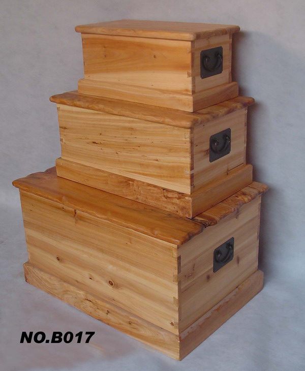  Solid Wooden Furniture (Деревянной мебелью)