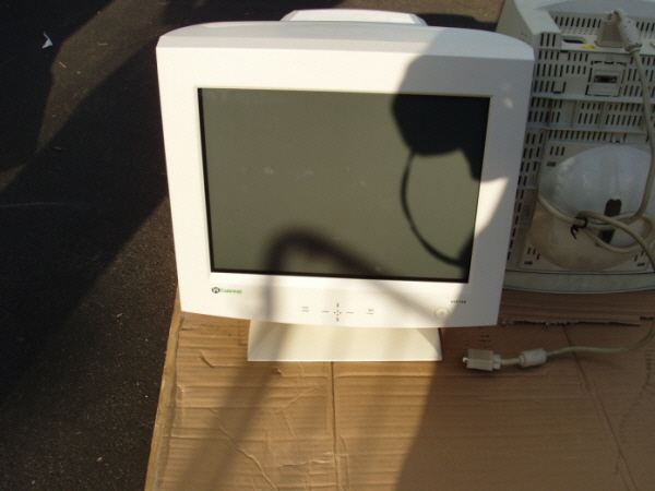  Used Monitor And Computer Parts (Used Parts moniteur et l`ordinateur)