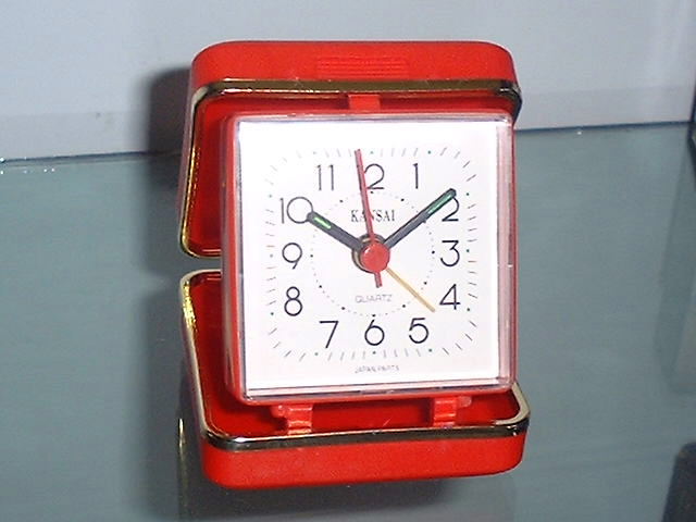  Square Travel Table Alarm Clock W / Mirror (Square Voyage tableau Réveil W / Miroir)