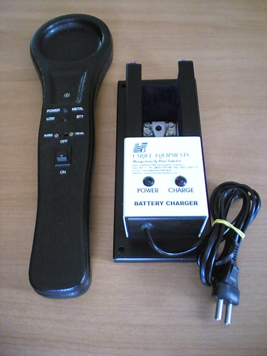  Hand Held Metal Detector From INDIA ( Hand Held Metal Detector From INDIA)