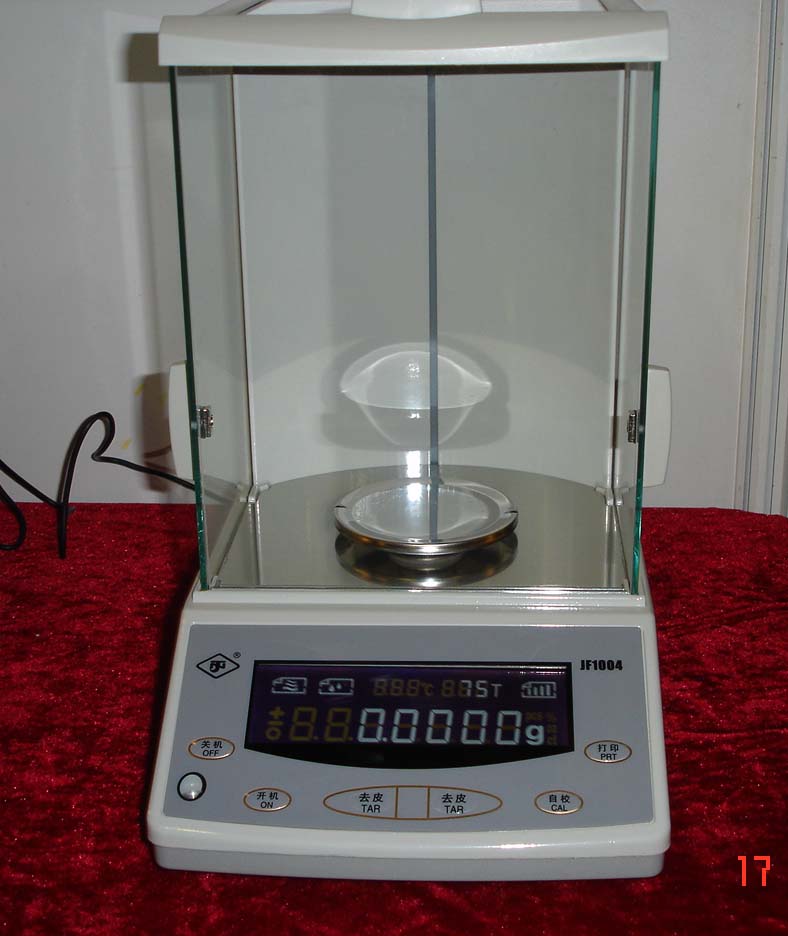  Analytical Balance (Analysenwaage)