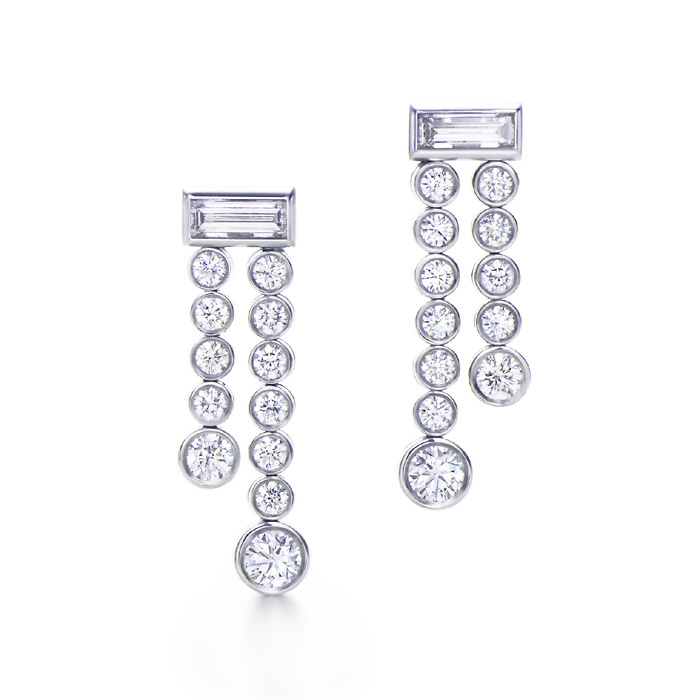  Cz Silver Earring ( Cz Silver Earring)