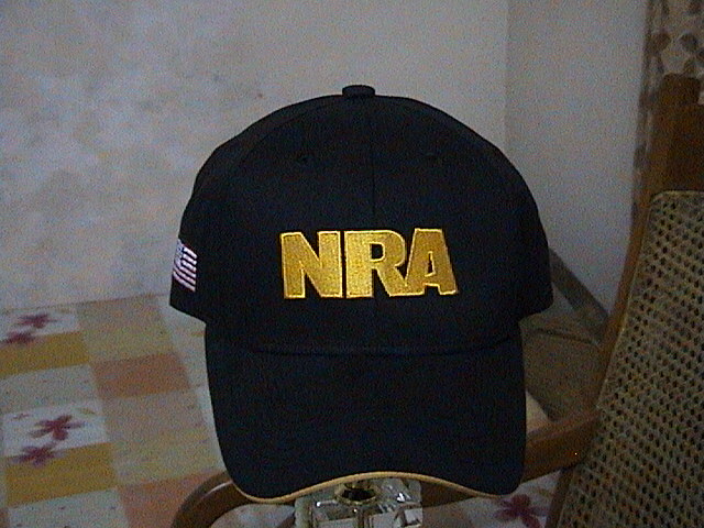  Promotional Caps (Casquettes promotionnelles)