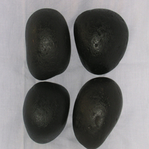  Black Pebbles (Schwarzer Kies)