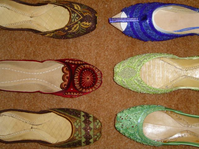  Handmade Leather Embroidered And Beaded Khussas Women`s Shoes ()
