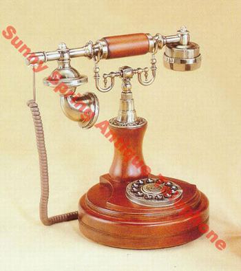  Antique Phone (Antik Telefon)