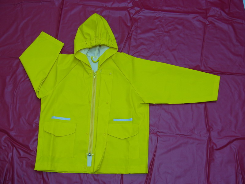  PU-Polyester Raincoat ( PU-Polyester Raincoat)