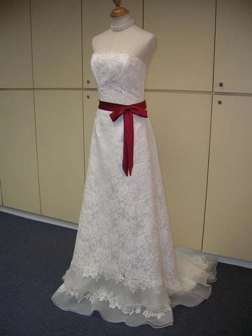  Wedding Gown (Свадебное платье)