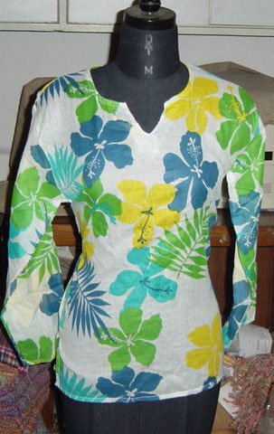  Ladies Top ( Ladies Top)