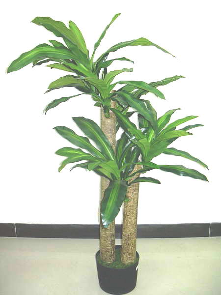  Artificial Tree