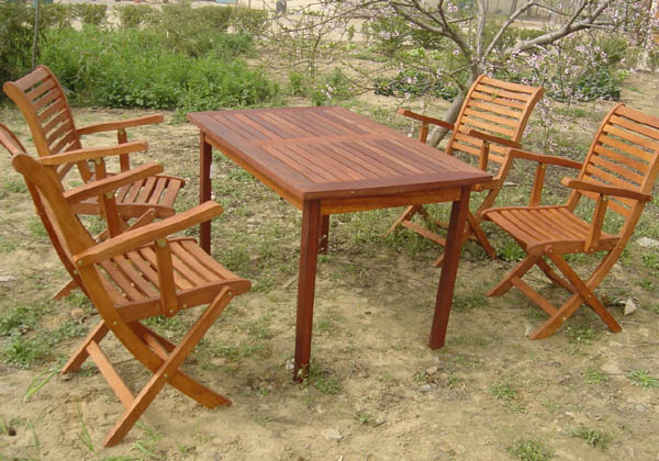 Eukalyptus Gartentisch und Stühle (Eukalyptus Gartentisch und Stühle)