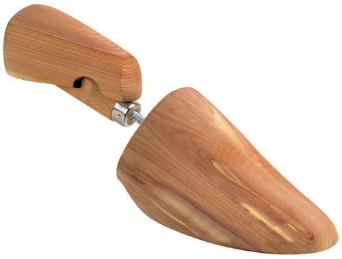  Cedar Shoe Tree