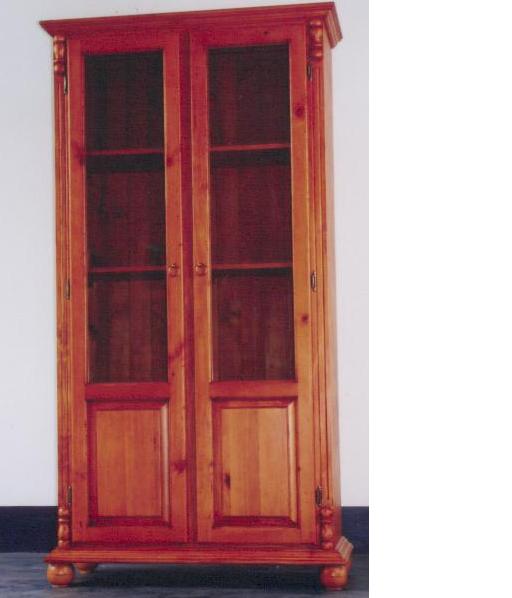  Wooden Cabinet (Coffret en bois)