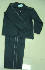 Sportkleidung / Trainingsanzüge (Sportkleidung / Trainingsanzüge)