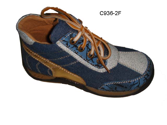  Children Shoes (Chaussures enfants)