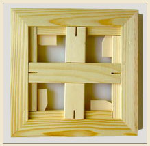Wooden Paint Frame (Cadre en bois, peinture)