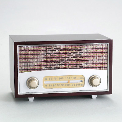  Wooden AM / FM Radio
