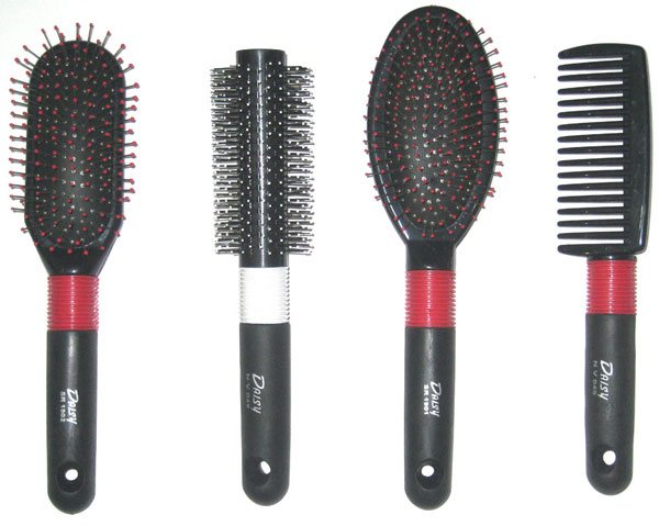  Hair Brushes Of Fine Quality (Brosses à cheveux Of Fine Qualité)
