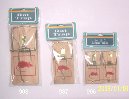  Wooden Mouse Traps (Wooden Mouse Traps)