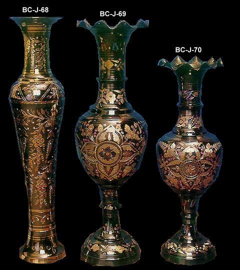  Metal Vase ( Metal Vase)