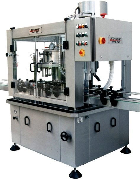  Isobaric Monoblock For Filling And Pre-threaded 28mm Capping (Für isobare Monoblock Füll-und Pre-Gewinde 28mm Capping)