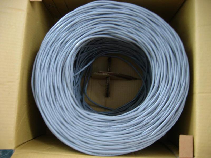  Cat 5e 4 Pairs, Upto 100 Pairs UTP (Cat 5e 4 paires, jusqu`à 100 paires UTP)