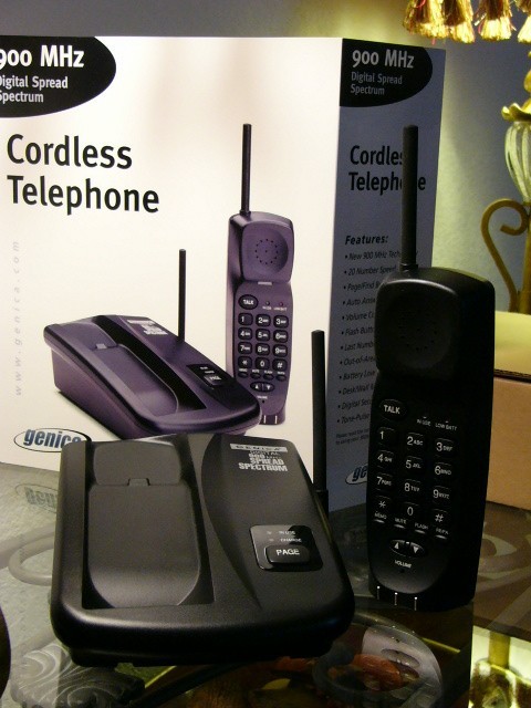  22,000 Pcs Stocklot Cordless Telephone (22000 шт Сток радиотелефон)