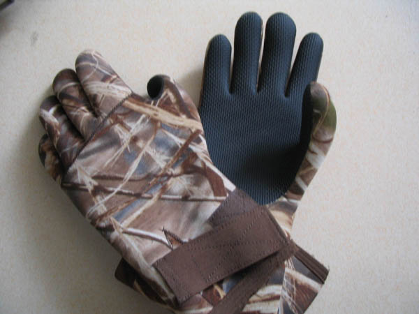  Neoprene Glove (Неопреновые перчатки)