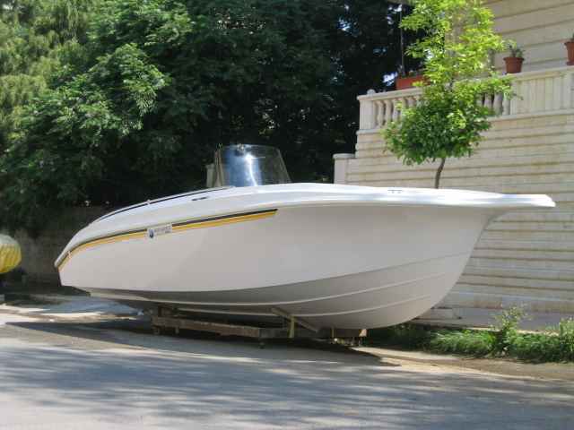 Thundergun Powerboats Kingfisher 777