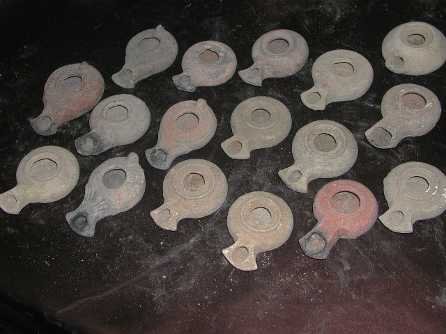  Ancient Roman ( Herodian) Oil Lamps (Ancient Roman (Hérode), lampes à huile)