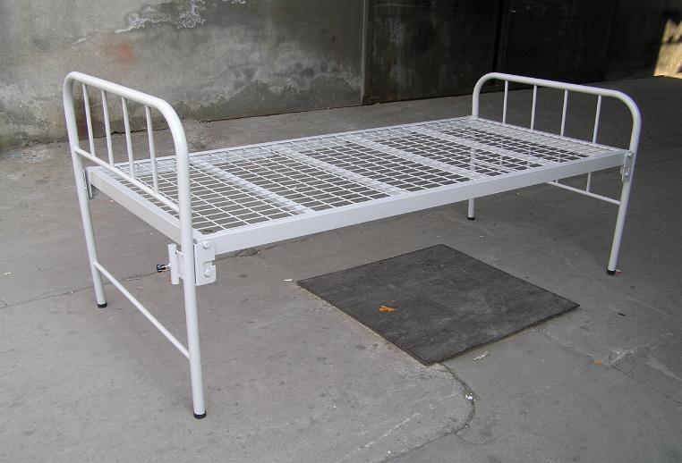  Hospital Bed (Lit d`hôpital)