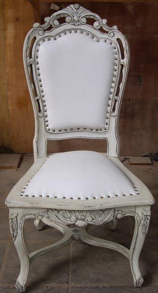  Antique Reproduction Chair (Antique Reproduction président)