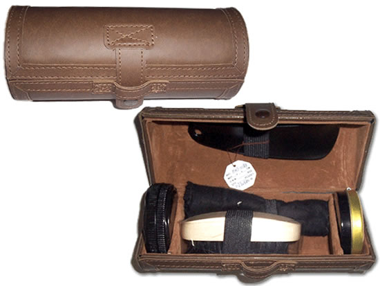  Gift Set, 5pc Shoe shine Kit In Portale Leather Case (Gift Set, 5pc Shoe Shine Kit En Portale Leather Case)