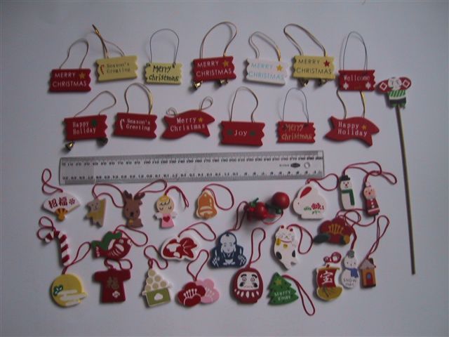  Wooden Holidays Ornaments (Objets décoratifs en bois Holidays)