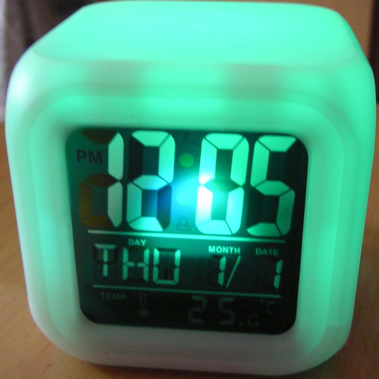  Color Change Clock (Изменение цвета часы)