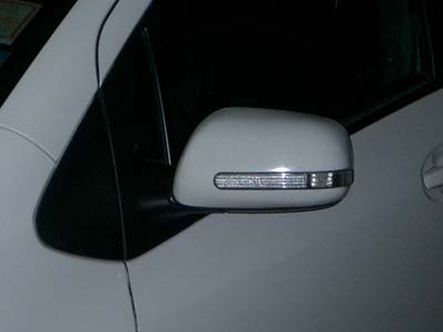  Door Mirror Cover With LED For Toyota Yaris And New Vios 2007 (Porte miroir Couvrir avec LED pour Toyota Yaris et la Nouvelle Vios 2007)