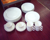  Porcelain Dinnerware