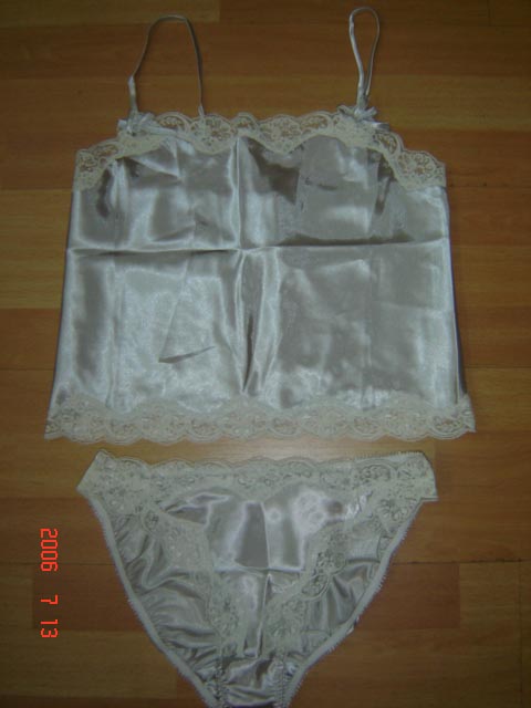  100% Silk Underwear ( 100% Silk Underwear)