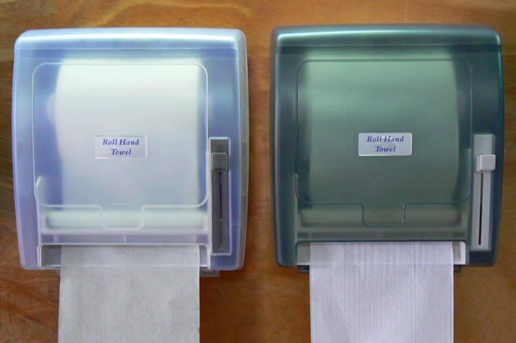  Lever Roll Hand Towel Dispenser