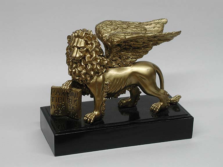  Alabaster Sculpture (Alabaster-Skulptur)